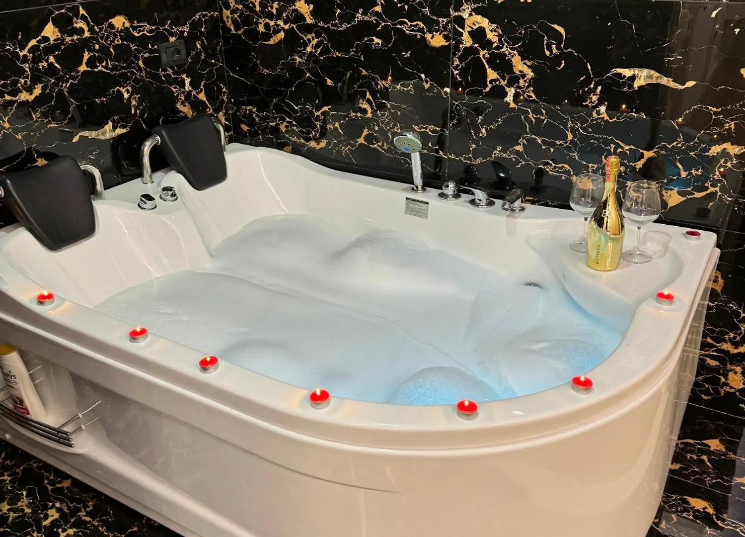 Luxury Room 007 Tirana Hotel