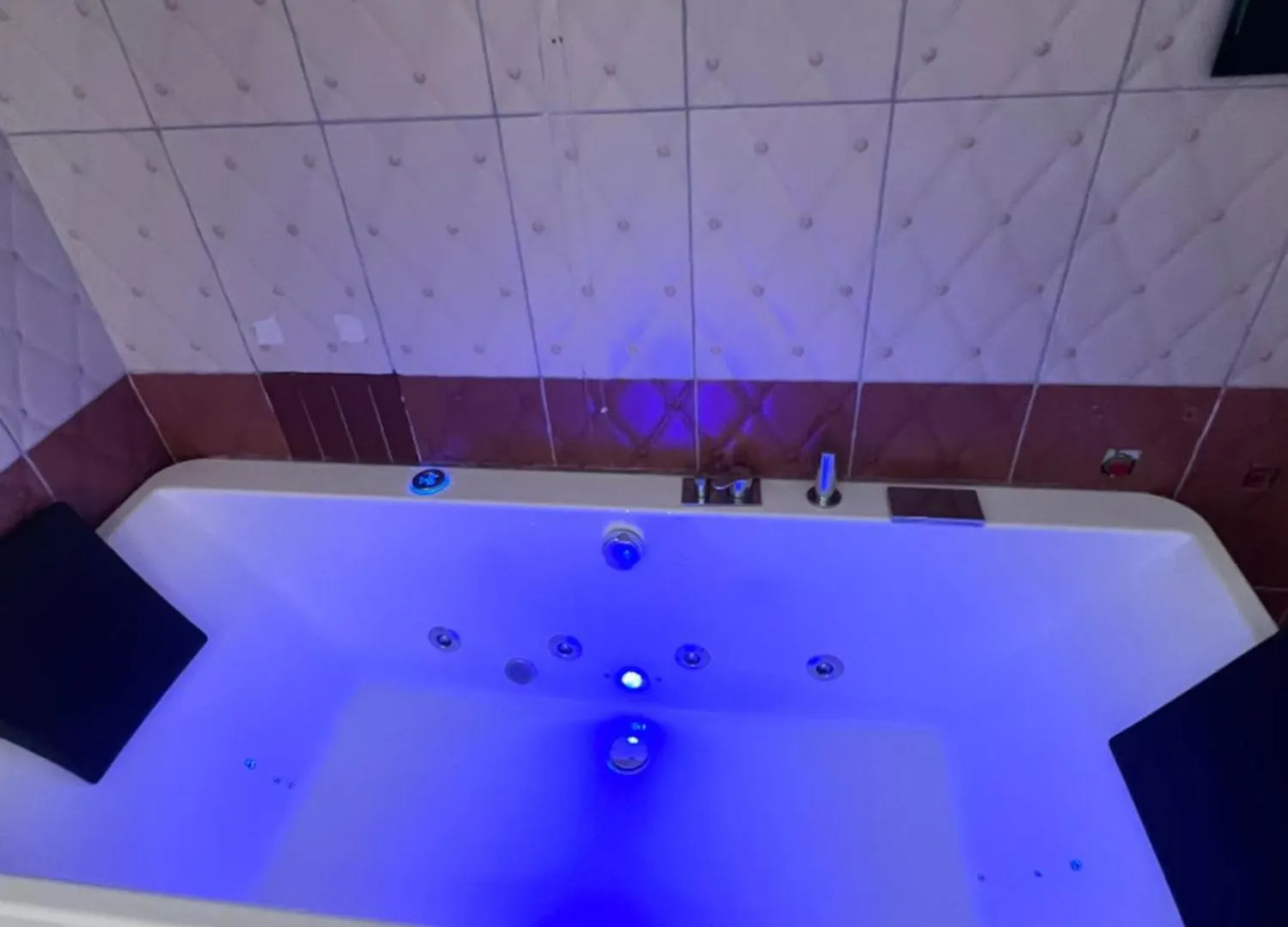 Luxury Room 007 تيرانا 0*,